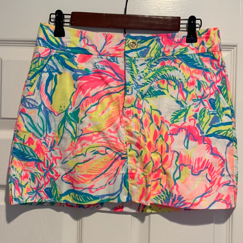 Lilly Pulitzer mini skirt size 2.
